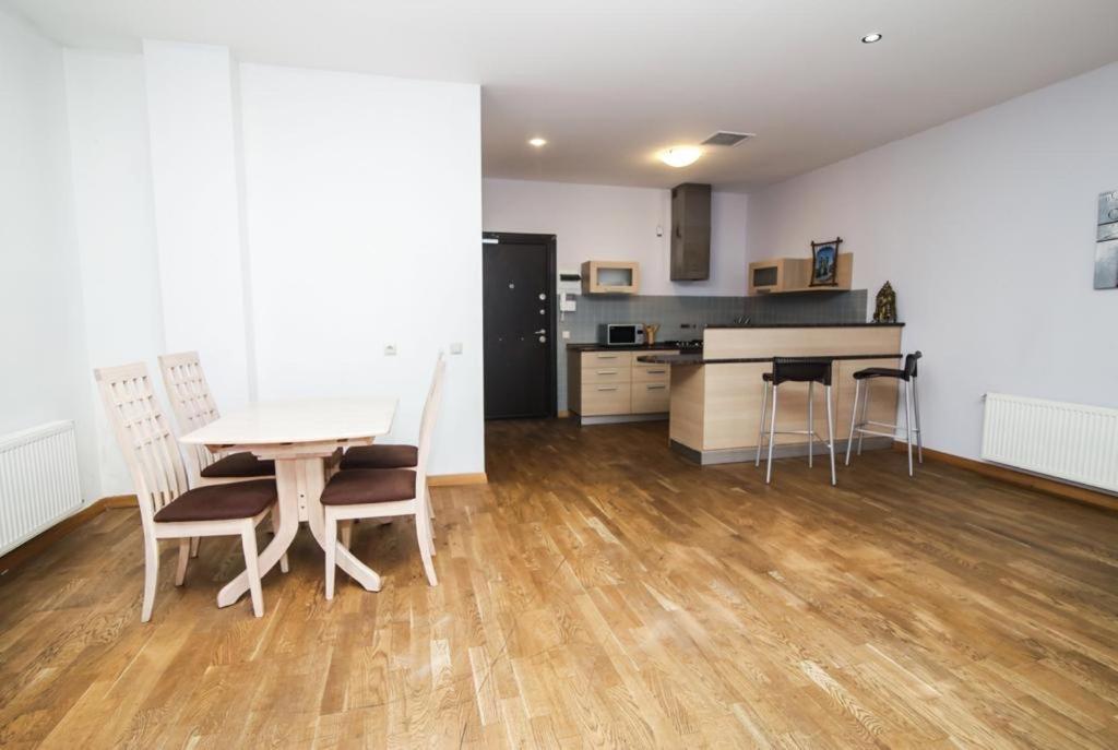 Bc Apartments Tbilisi Ngoại thất bức ảnh